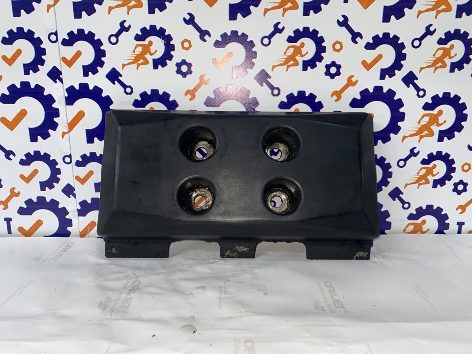 Трак асфальтоукладчика Bomag L300 (05870076)